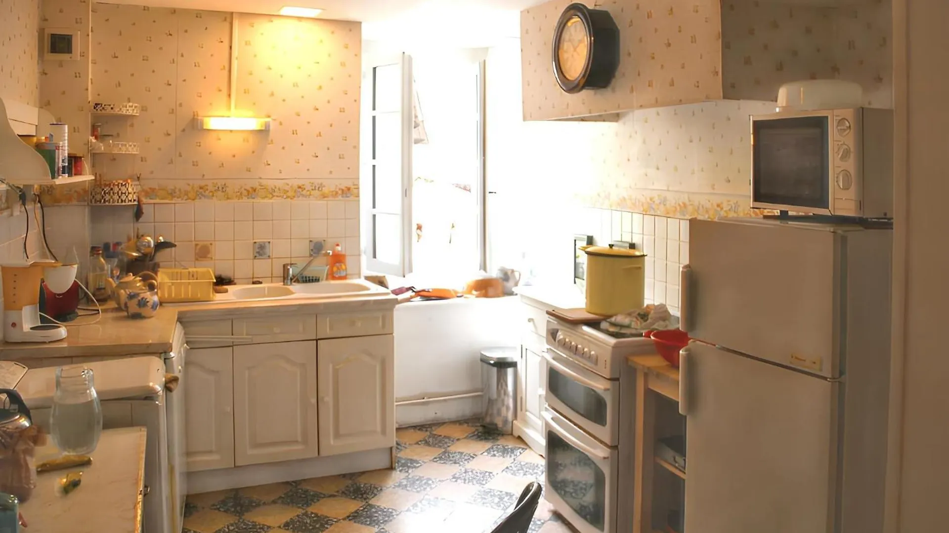 Maison Familiale Chaleureuse A Augirein Avec Grand Jardin. Holiday home